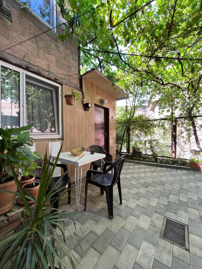 شقة تبليسي  في Cortile المظهر الخارجي الصورة